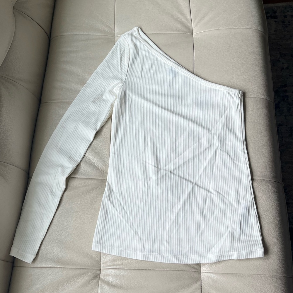 2 for $10 NWT One Shoulder Top